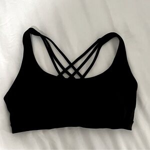 Victoria’s Secret Strappy Back Sports Bra (Black)